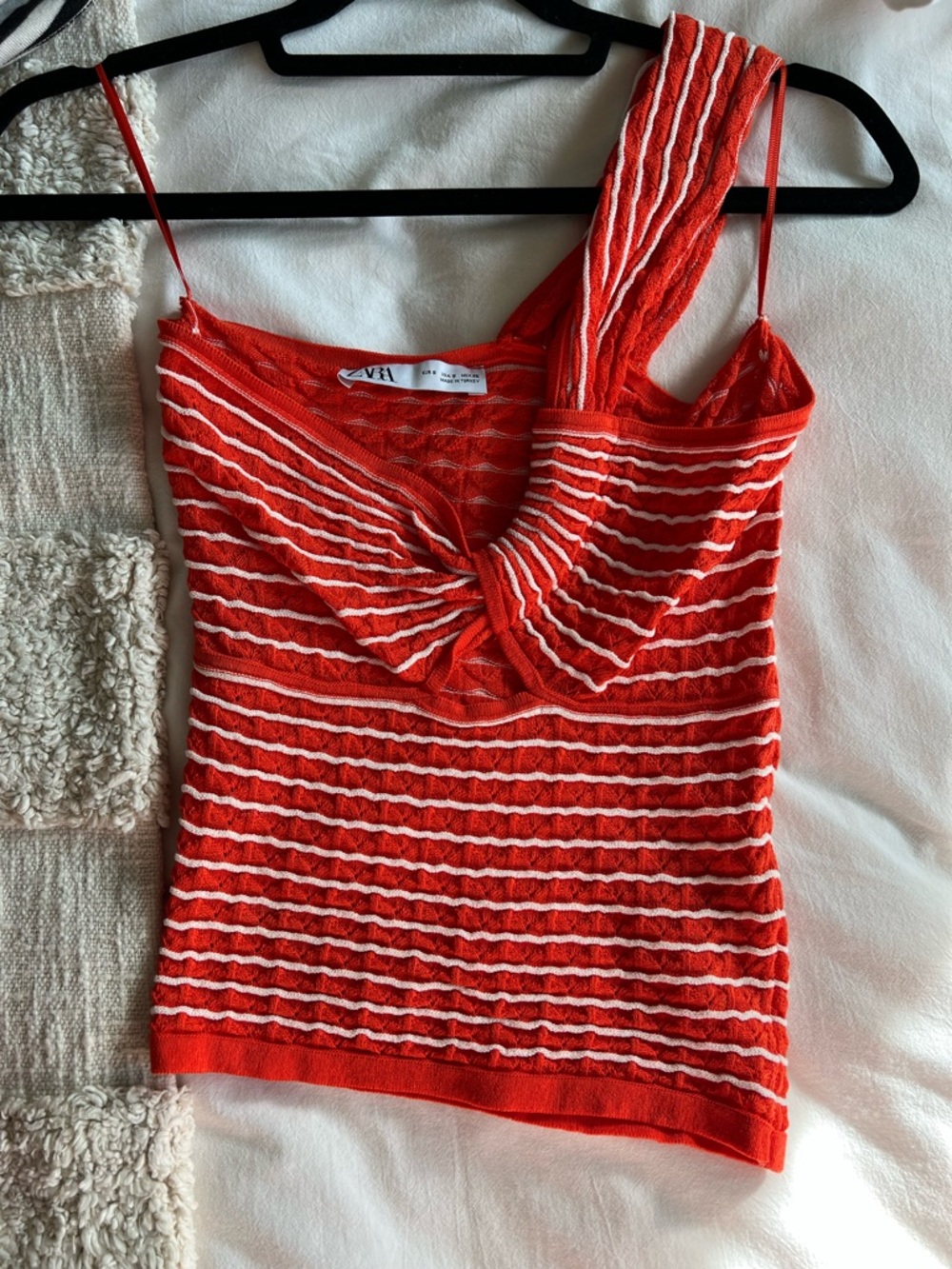 Zara Red & White Striped One-Shoulder Knit Cami - Picture 3 of 3
